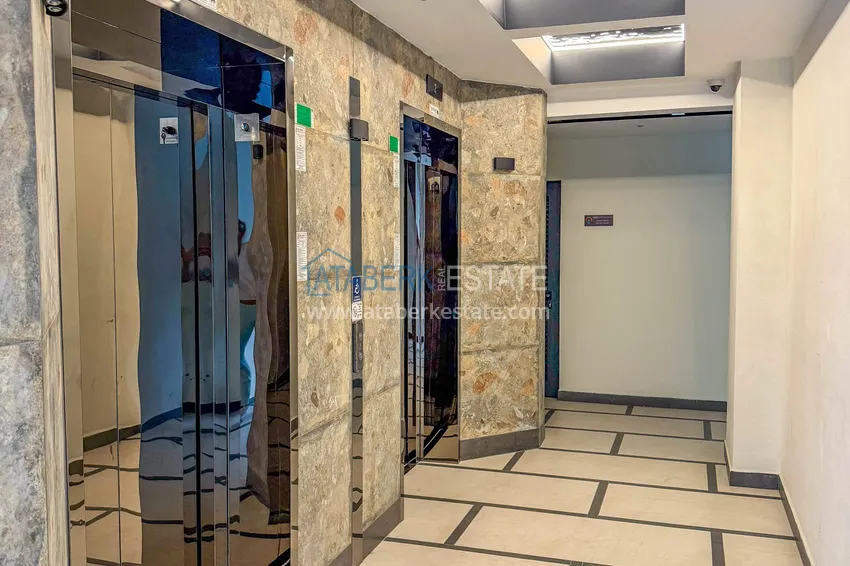 Real estate from the developer! Residential complex under construction in the center of Alanya, Cleopatra beach area 39 