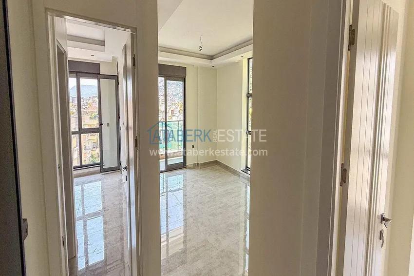 Purchase  Real estate from the developer! Residential complex under construction in the center of Alanya, Cleopatra beach area 4 