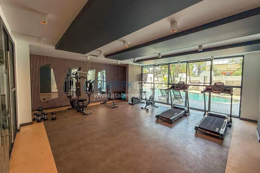 Real estate from the developer! Residential complex under construction in the center of Alanya, Cleopatra beach area 42 