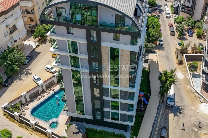 Real estate from the developer! Residential complex under construction in the center of Alanya, Cleopatra beach area 5 