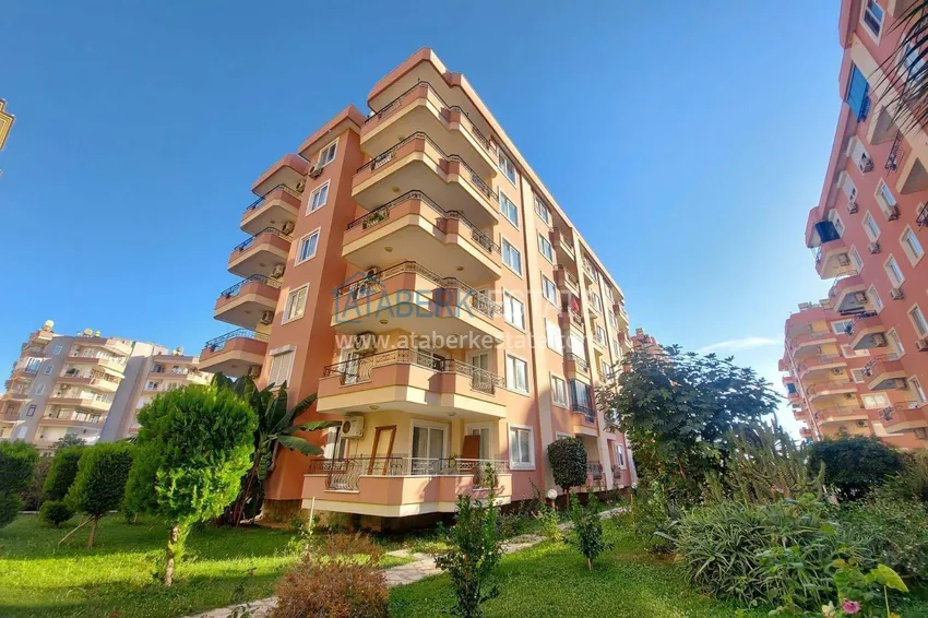 Apartment 2+1 on the beachfront in Mahmutlar 8 