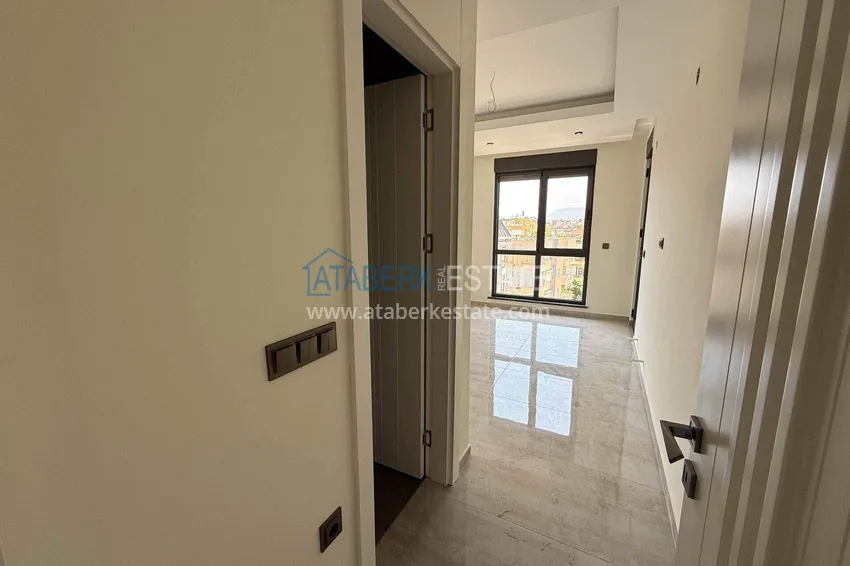 Purchase  Real estate from the developer! Residential complex under construction in the center of Alanya, Cleopatra beach area 9 