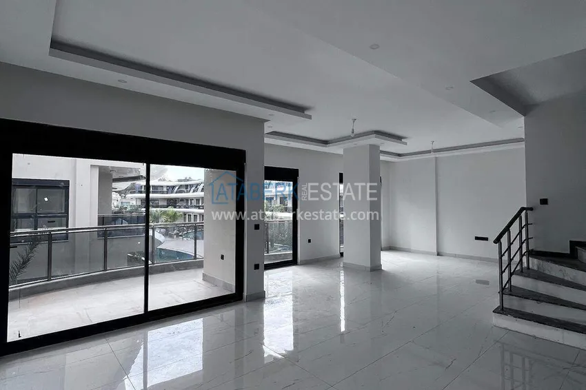 Purchase 3+1 penthouse duplex in Avsallar - a luxurious family complex 1