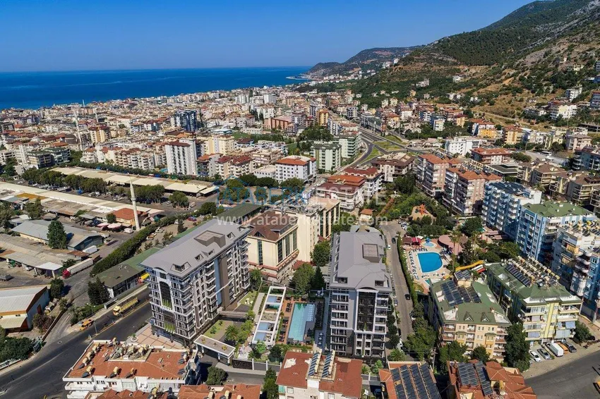 1+1 apartment in the center of Alanya - furnished and with sea views, installments are available  2 