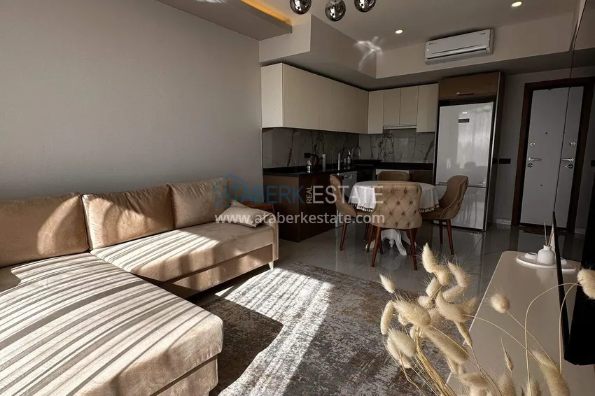 Purchase  1+1 apartment in the center of Alanya - furnished and with sea views, installments are available  2 