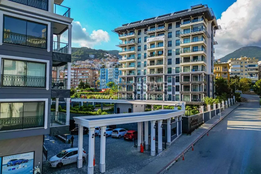 1+1 apartment in the center of Alanya - furnished and with sea views, installments are available  3 