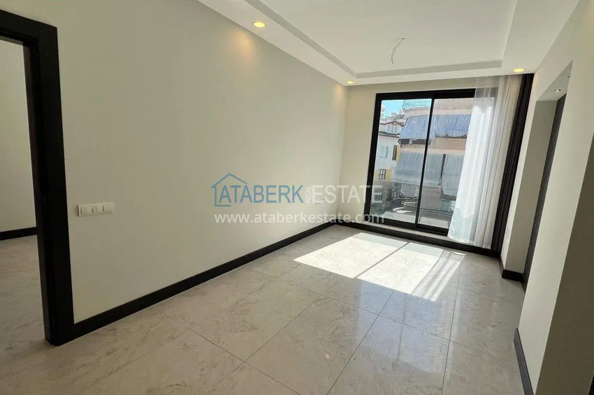 Purchase  Modern 85 m² office in Oba - modern business center 10 