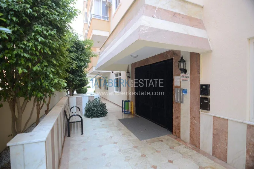 2+1 apartment in Mahmutlar with furniture, a separate kitchen and a glazed balcony  12 
