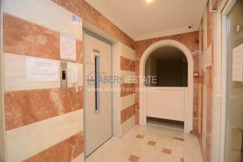 2+1 apartment in Mahmutlar with furniture, a separate kitchen and a glazed balcony  14 
