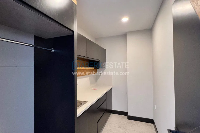 Purchase  Modern 85 m² office in Oba - modern business center 14 