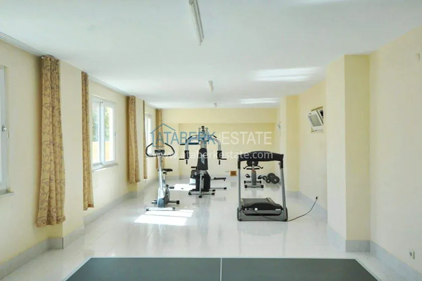 2+1 apartment in Mahmutlar with furniture, a separate kitchen and a glazed balcony  15 