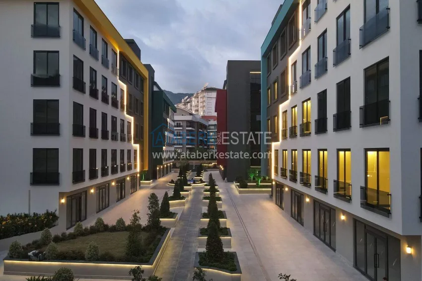 Modern 85 m² office in Oba - modern business center 15 