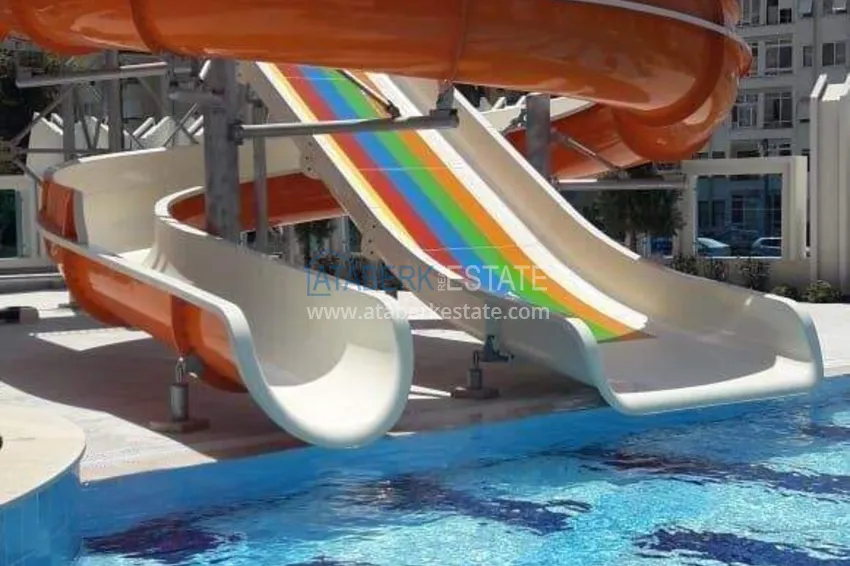 2+1 apartment in Mahmutlar — furnished, two glazed balconies, near the sea 4 