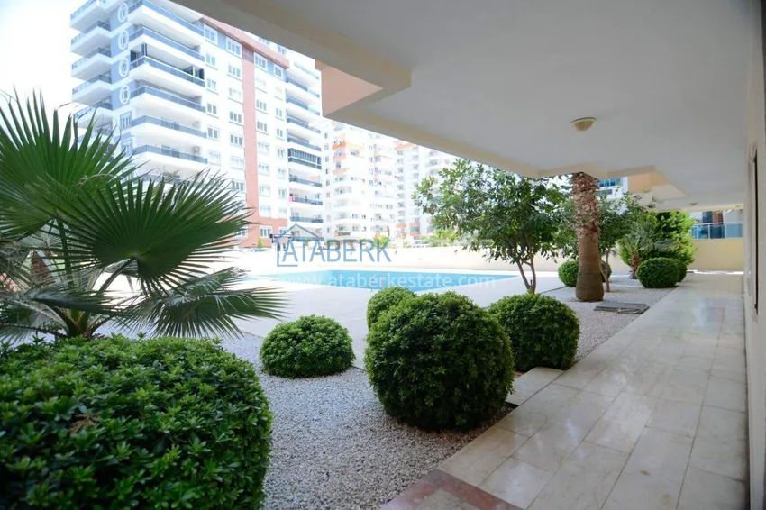 2+1 apartment in Mahmutlar with furniture, a separate kitchen and a glazed balcony  5 