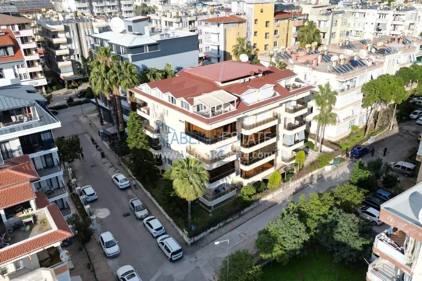 1+1 apartment for a residence permit in the center of Alanya - 350 m from the sea, directly from the owner 2