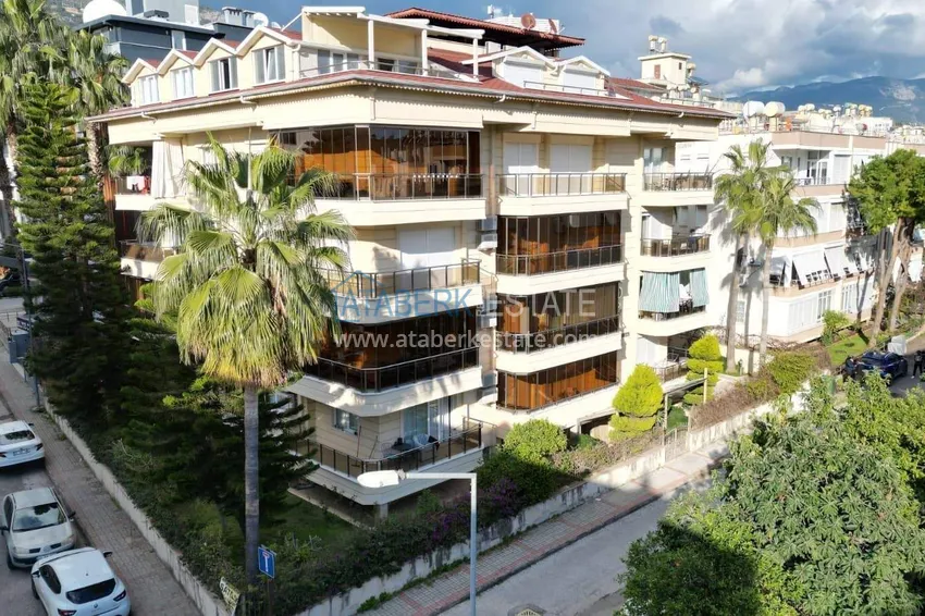 1+1 apartment for a residence permit in the center of Alanya - 350 m from the sea, directly from the owner 3