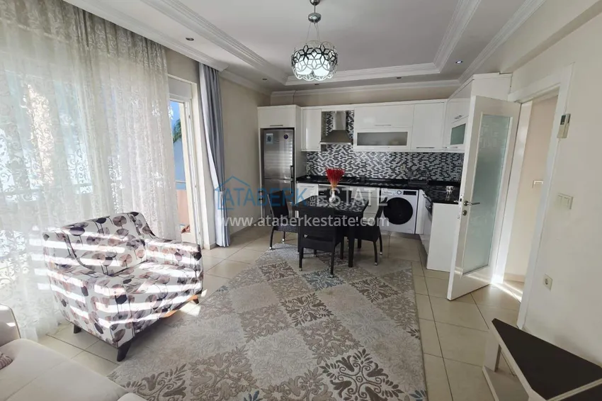 Purchase 1+1 apartment for a residence permit in the center of Alanya - 350 m from the sea, directly from the owner 4