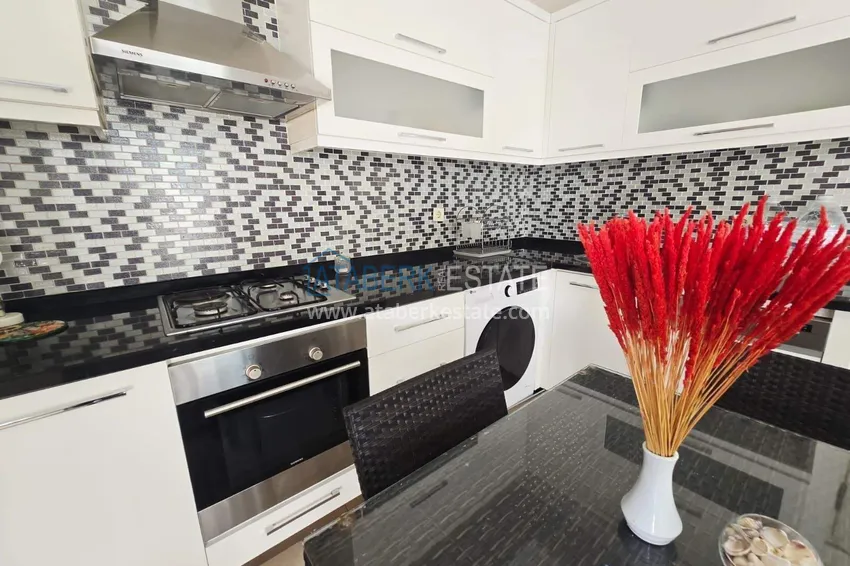 Purchase 1+1 apartment for a residence permit in the center of Alanya - 350 m from the sea, directly from the owner 5