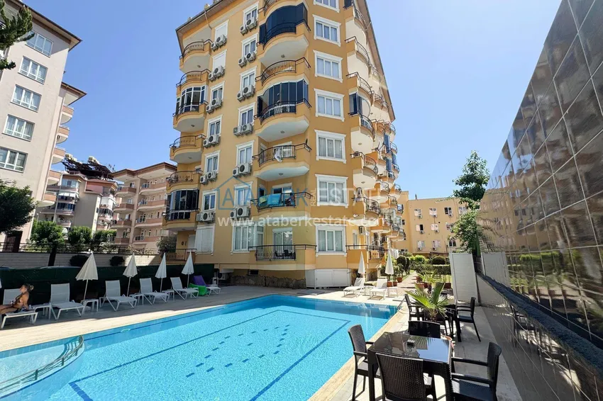 2+1 apartment 100 m² in the center of Alanya — with new furniture, 800 m to Cleopatra beach 7 