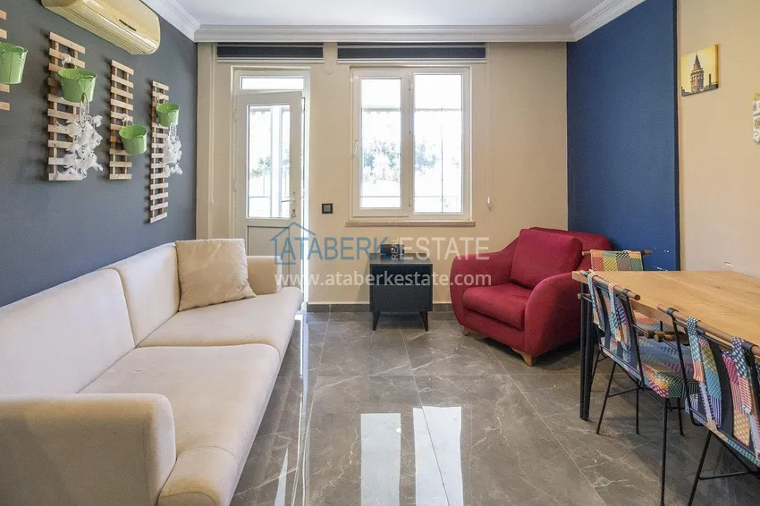 Purchase Cheap 1+1 apartment in the center of Oba - furnished, glazed balcony, 350 m to the sea 1 