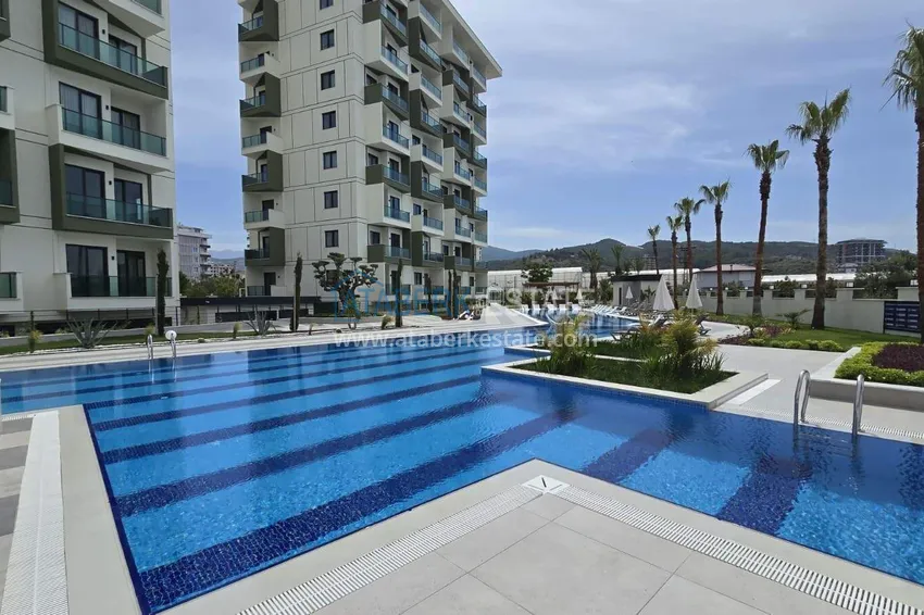 1+1 apartment with appliances in Gazipasa - south side, residence with infrastructure 6 