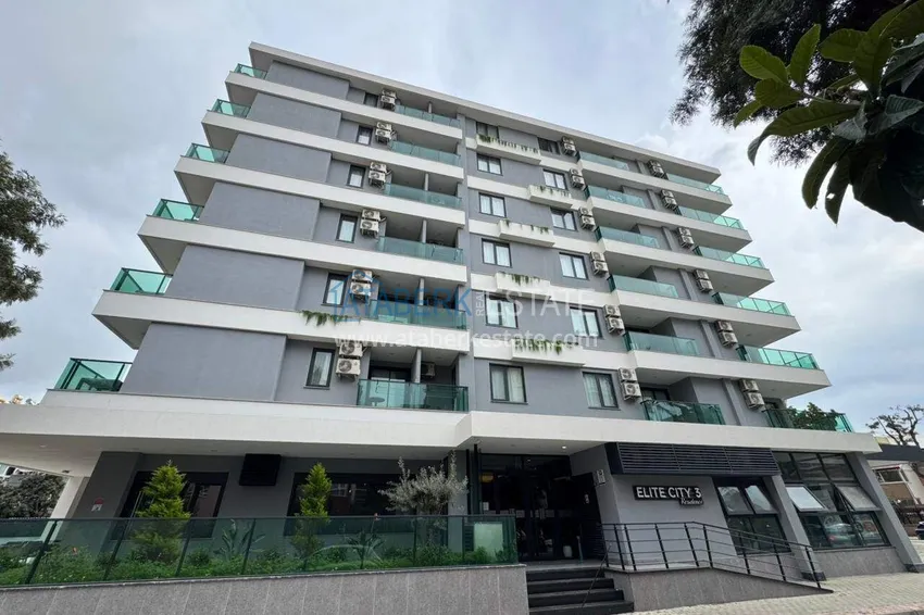 1+1 apartment in the center of Alanya, 300 m from the sea - offer directly from the owner 1 