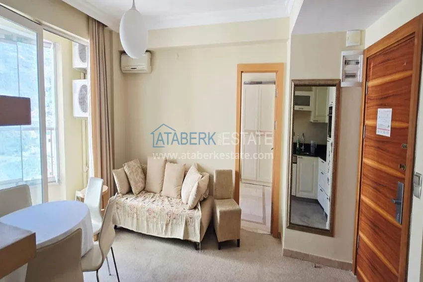 Purchase  One bedroom apartment with mountain views in a premium complex — Alanya, Mahmutlar district 3 