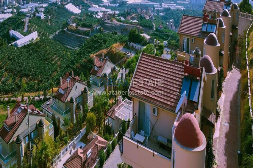 4+1 villa on the territory of a hotel complex in Mahmutlar — furniture, garden, panoramic view 11 