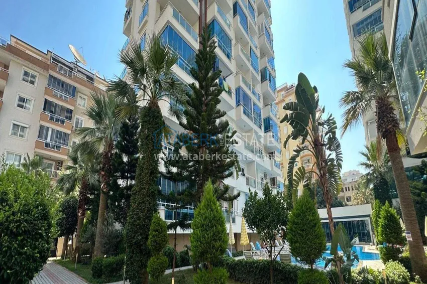 3+1 single-level apartment with separate kitchen in Mahmutlar — real estate for citizenship in Alanya 2 