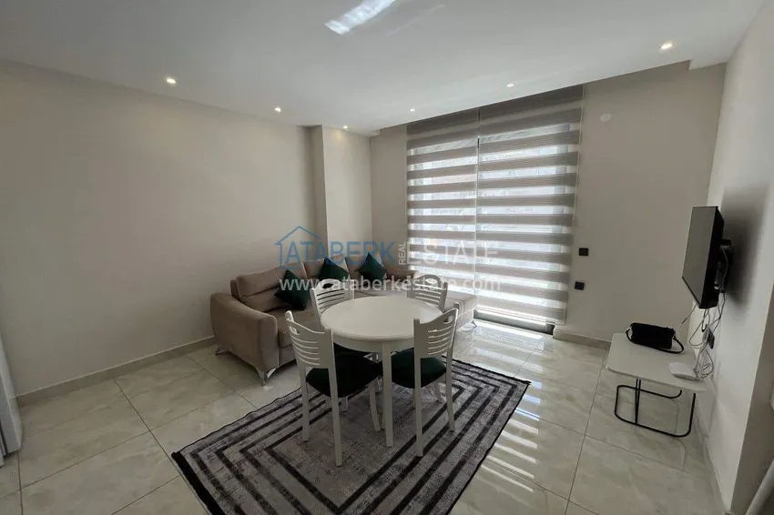 Purchase Turnkey three-room apartment in the center of Alanya, just 5 minutes from Cleopatra Beach 3 