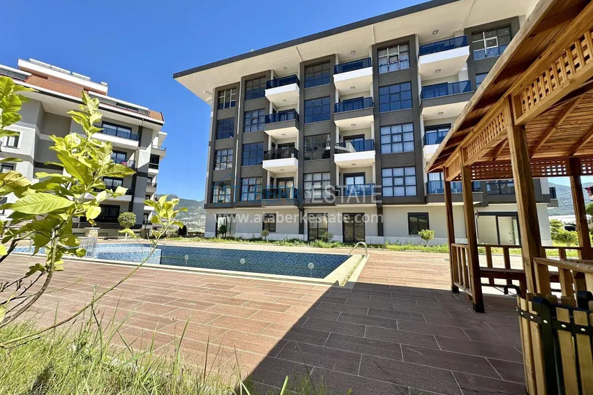 Cheap apartment in Alanya, Oba district — 1+1 new, south side 1