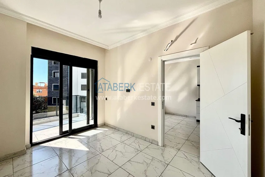 Purchase Cheap apartment in Alanya, Oba district — 1+1 new, south side 12