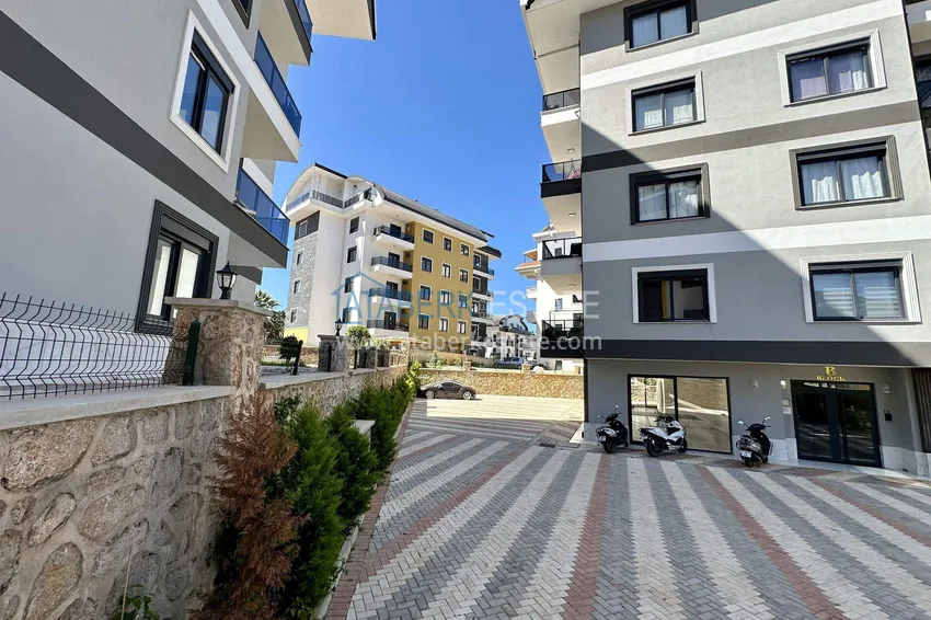 Cheap apartment in Alanya, Oba district — 1+1 new, south side 6