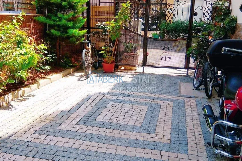 1+1 furnished apartment in the center of Mahmutlar  4 