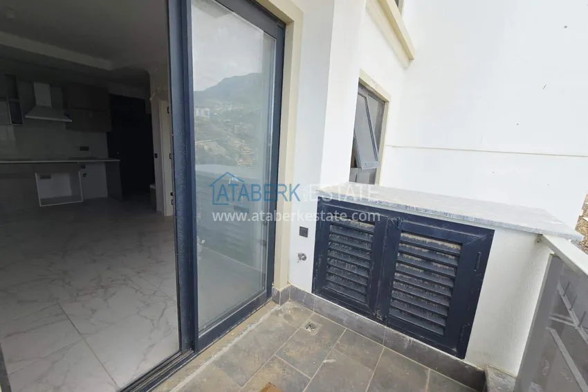 Purchase 1+1 apartment with mountain views in Mahmutlar - a new residential complex with a transfer to the sea 7 