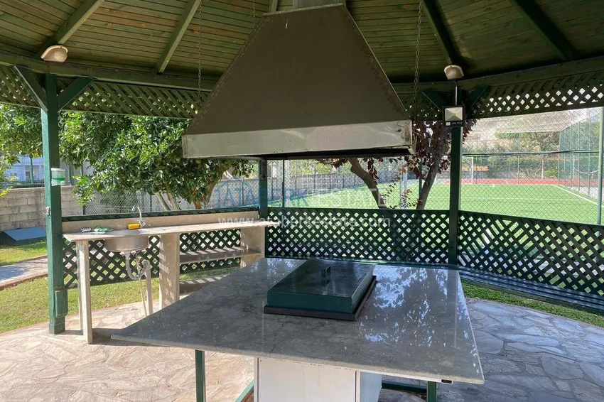 Furnished 2+1 apartment in Cikcilli - two glazed balconies and a convenient location 15 