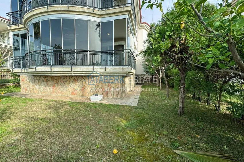 Two-story 3+1 villa in Konakli — furnished and with sea views in a cottage complex 10 