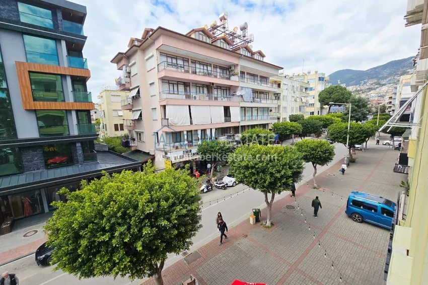 Purchase 3+1 apartment in the center of Alanya - suitable for residence permit and citizenship, Keykubat beach area 10 