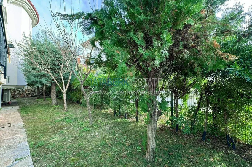 Two-story 3+1 villa in Konakli — furnished and with sea views in a cottage complex 16 