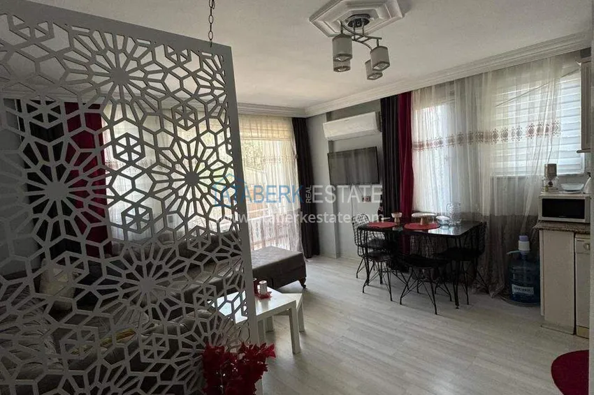 Purchase Favorable price! 1+1 apartment in the center of Alanya, Cleopatra beach area — property for a residence permit 3 
