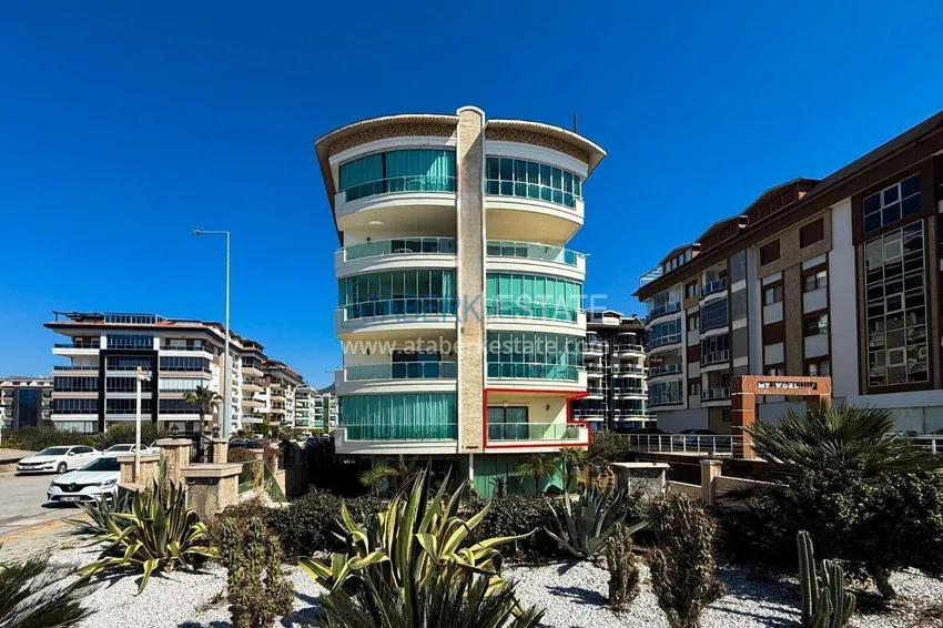 2+1 apartment on the first line in Alanya, Kestel district — furnished and with sea views 1