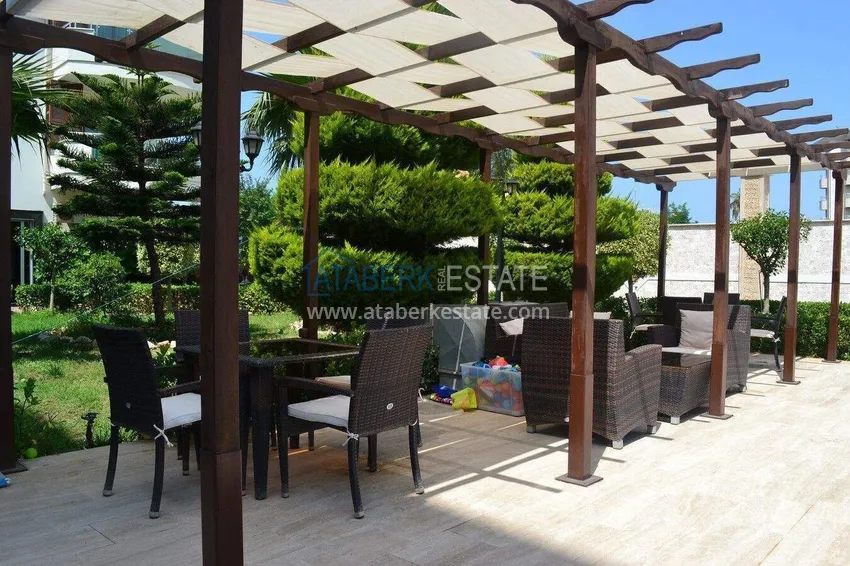 2+1 apartment on the first line in Alanya, Kestel district — furnished and with sea views 10