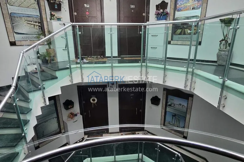 2+1 apartment on the first line in Alanya, Kestel district — furnished and with sea views 12