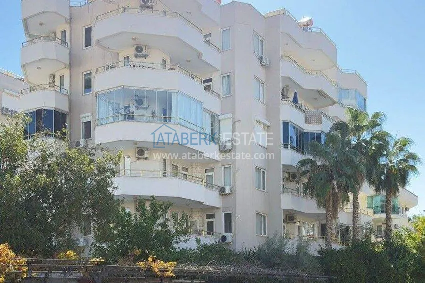 Favorable price! Apartment 1+1 in Alanya, Oba district — furniture, large balcony, suitable for a residence permit 3 