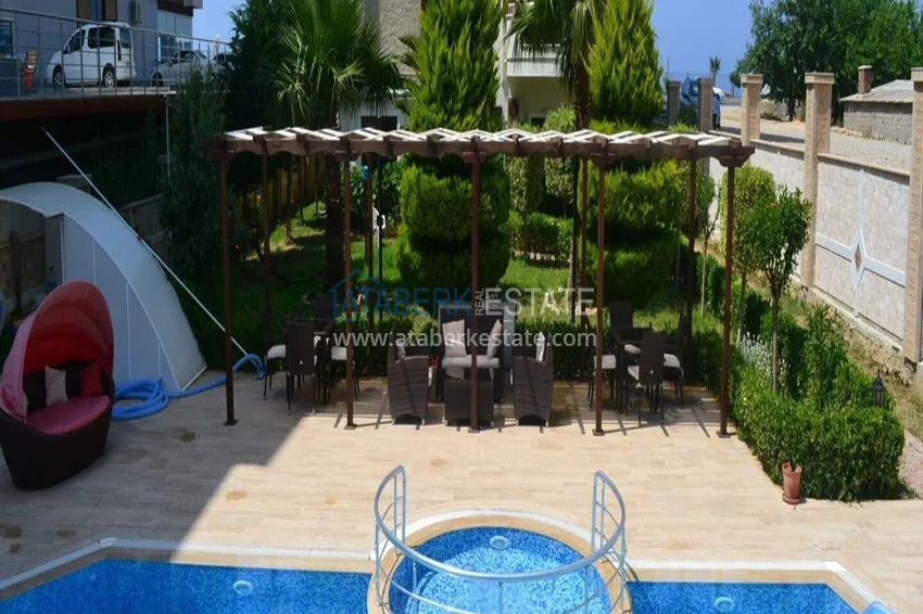 2+1 apartment on the first line in Alanya, Kestel district — furnished and with sea views 8