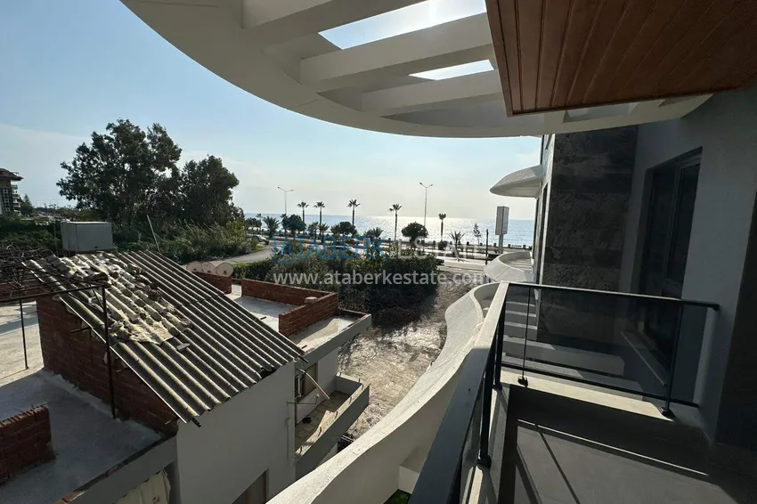 Purchase  Apartment 1+1 with sea view on the first line in Kestel - 47 m², unfurnished, premium complex 19 