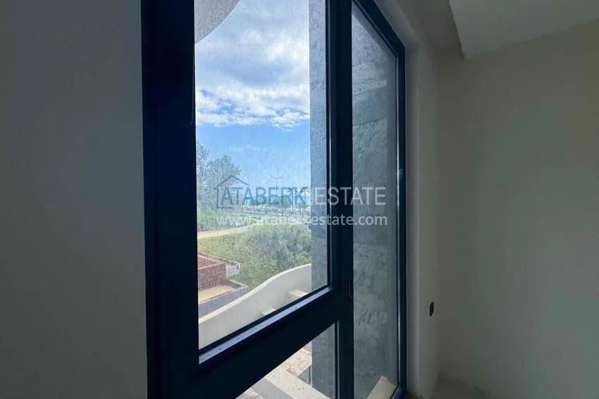 Purchase  Apartment 1+1 with sea view on the first line in Kestel - 47 m², unfurnished, premium complex 10 