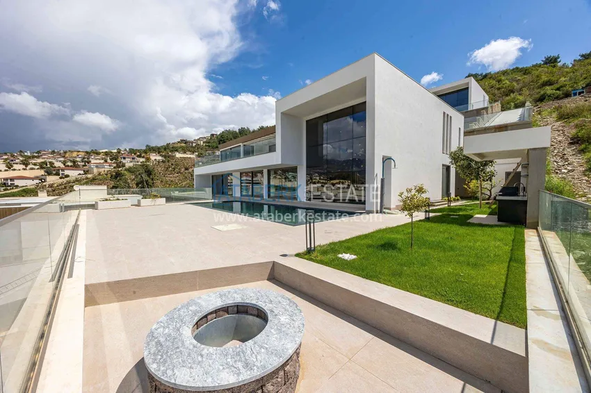 Premium 4+1 villa with panoramic views in Kargicak - fully furnished, suitable for citizenship  12 
