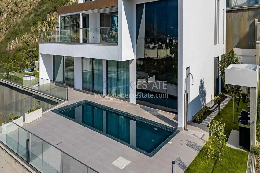 Premium 4+1 villa with panoramic views in Kargicak - fully furnished, suitable for citizenship  1 
