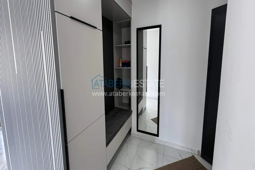 Purchase  Short-term rent - 2+1 penthouse in the center of Alanya, Cleopatra beach area No. 13 1 